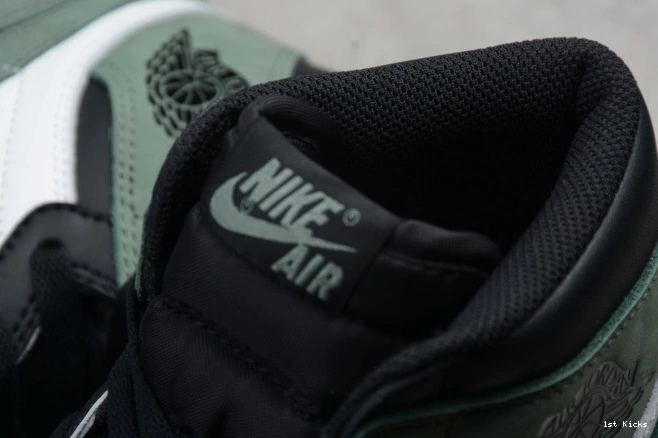 1st Kicks Green Clay OG 555088-135 Retro 1 Jordan Air High 0726
